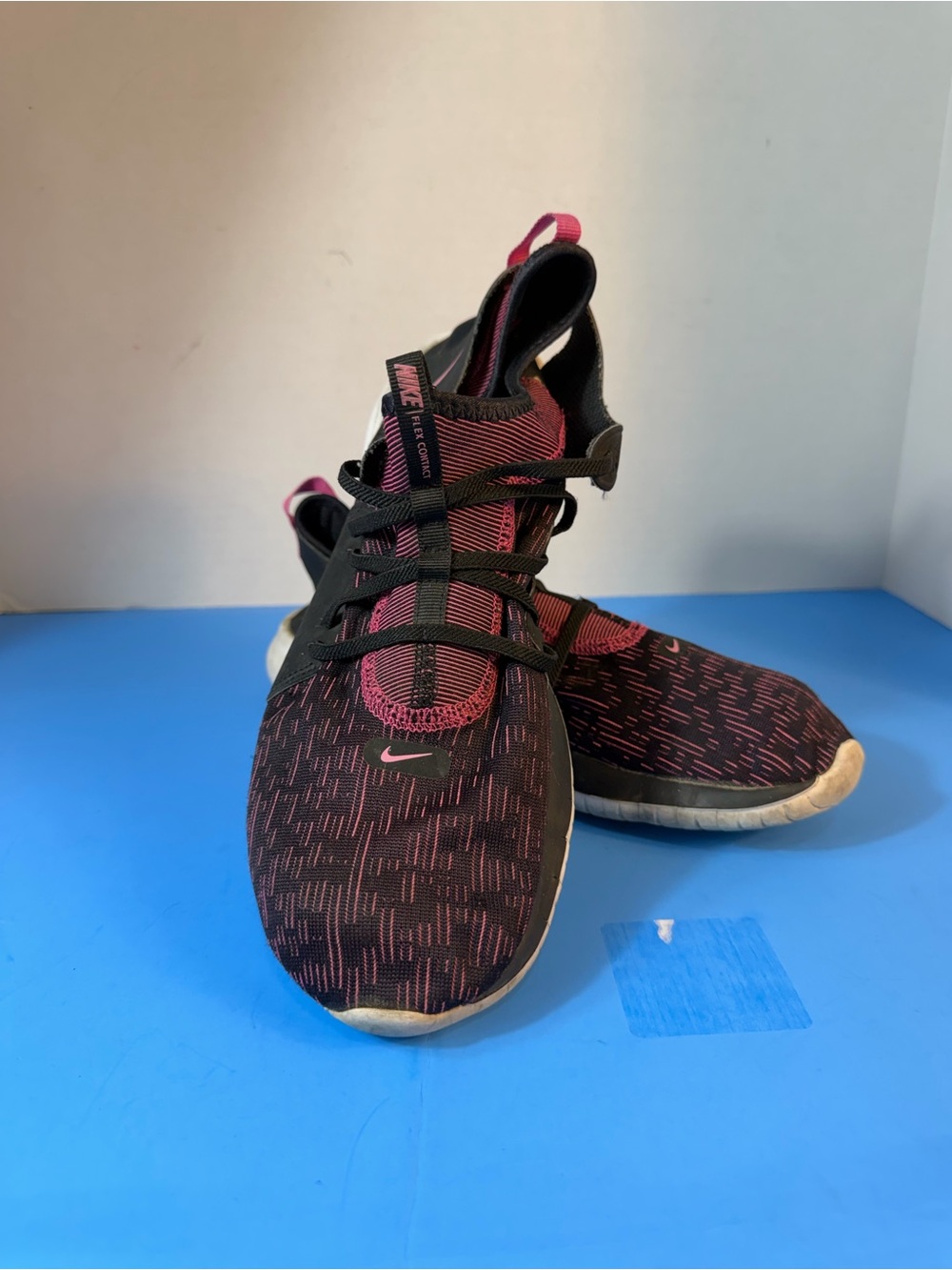 Nike Women’s Athletic Sneakers in Black and Pink